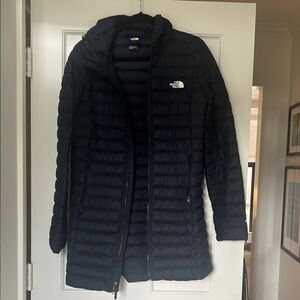 The North Face Women's Long navy Puffer Coat